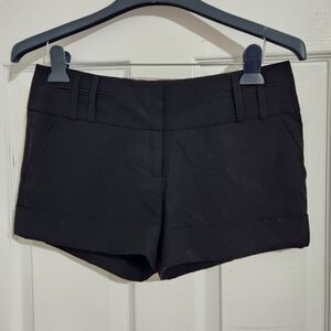 Vintage Dylan & Rose Black Women's Shorts Size 4 Dress Shorts